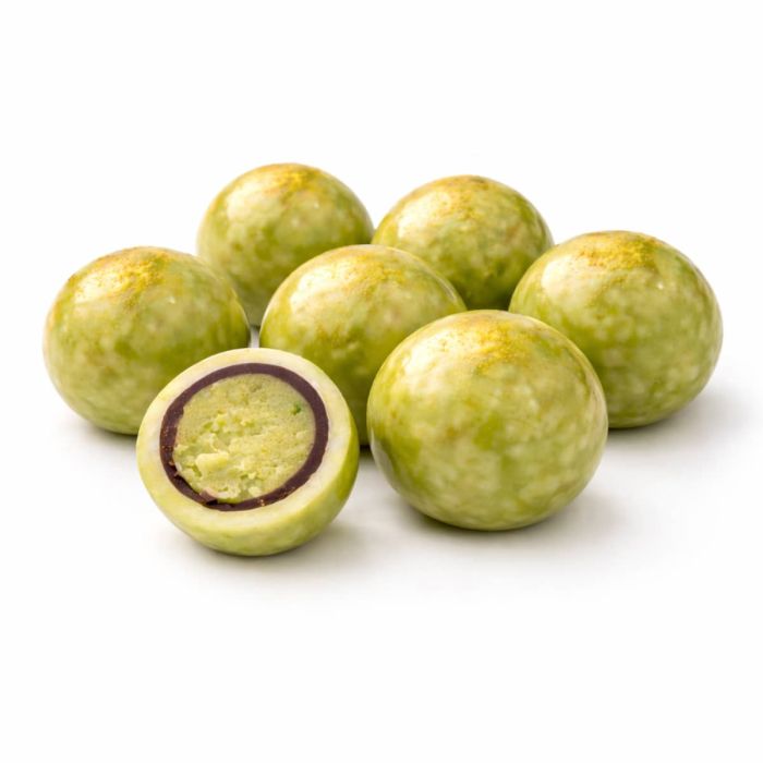 Pistachio-Marzipan-Kugeln